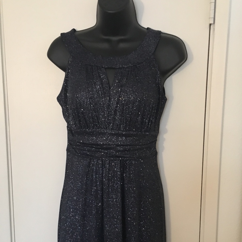 Full Length Shimmery Dress M - Picture 2 of 6